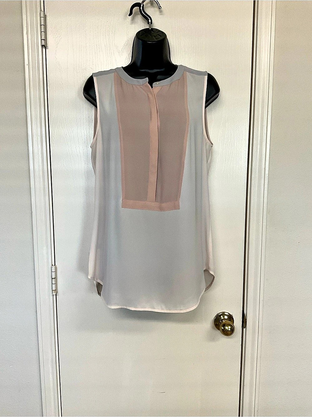 Ann Taylor LOFT Sleeveless Color Block Blouse
